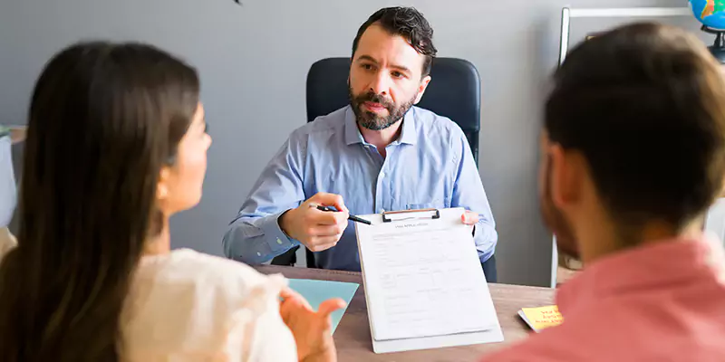 Why Choose Us as Your L1 Visa Lawyer in Saudi Arabia