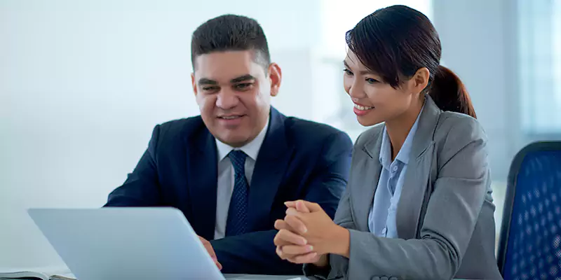 Why Partner with the Best TN Visa Consultants for Canadian Applicants for Saudi Arabia?